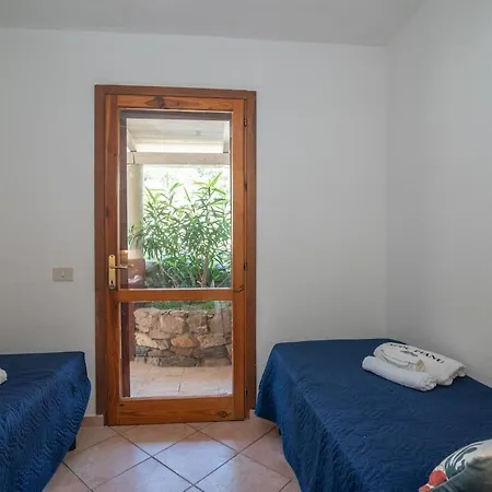 Vista Tavolara 2 Apartment