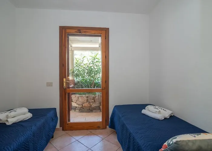 Vista Tavolara 2 Apartment
